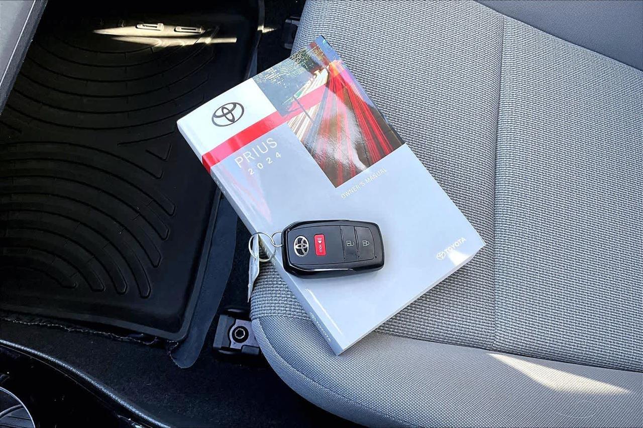 2024 Toyota Prius LE Folsom CA