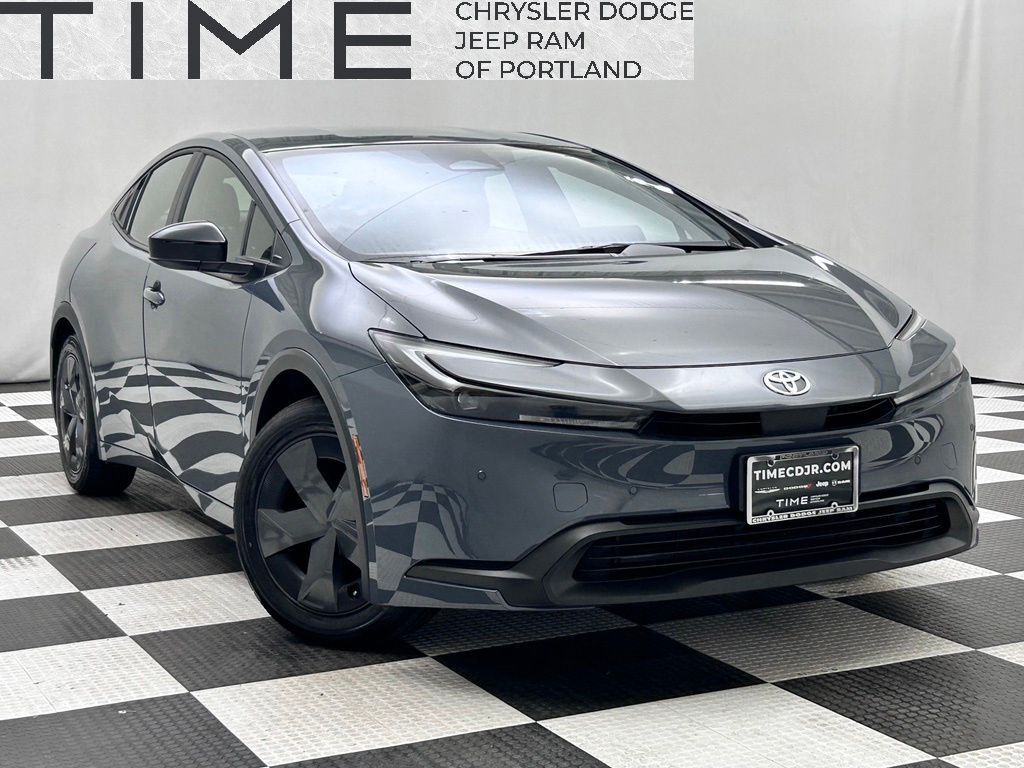 2024 Toyota Prius LE