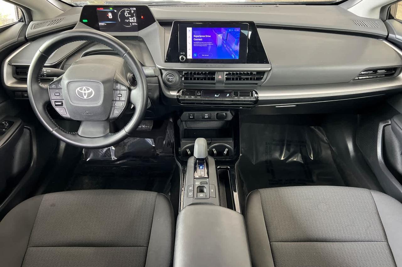 2024 Toyota Prius LE