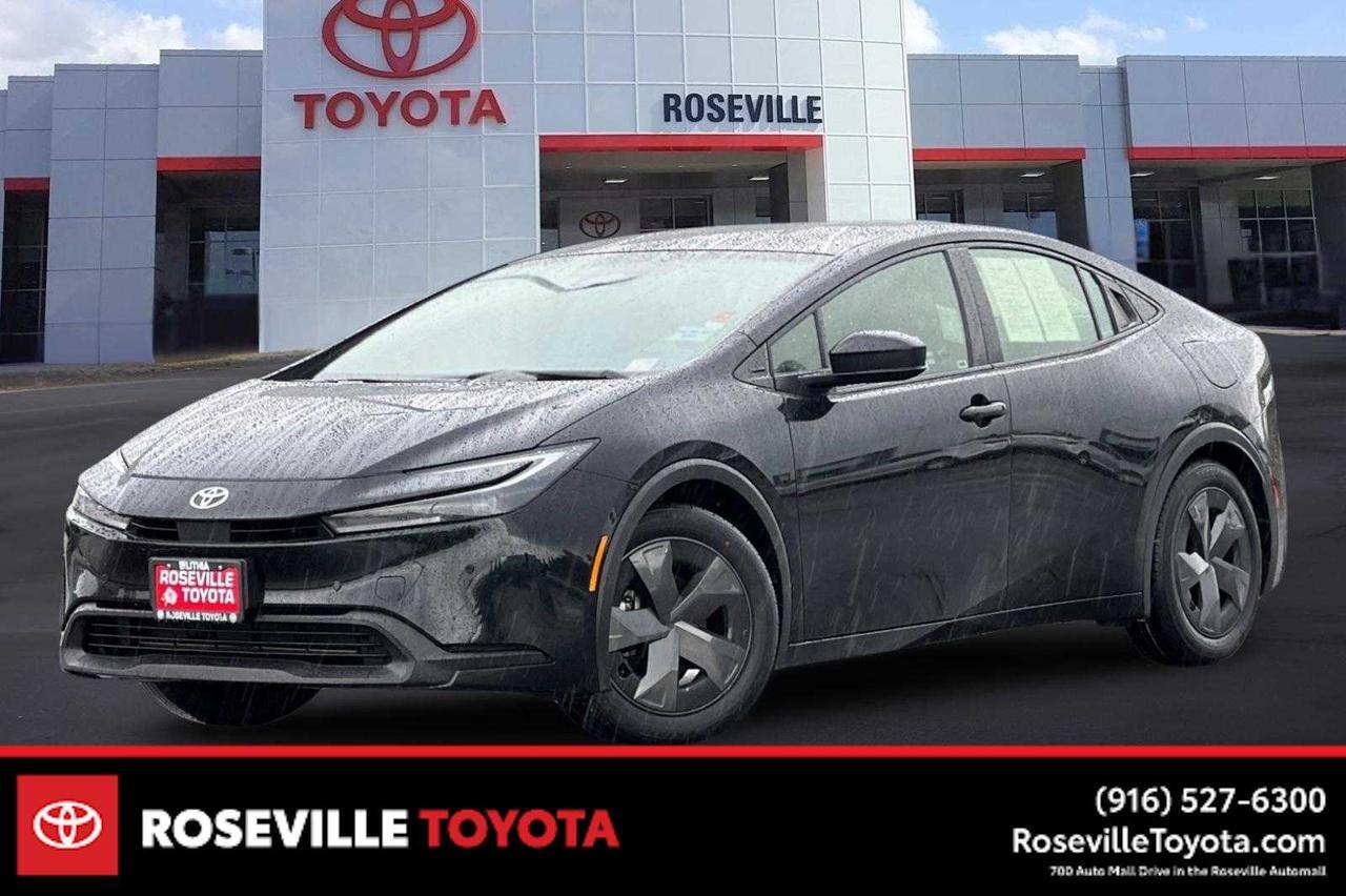 2024 Toyota Prius LE