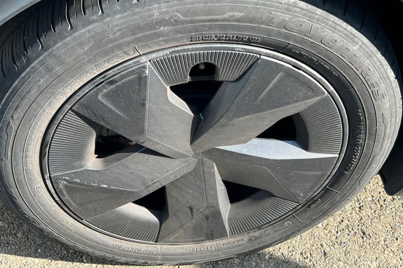 2024 Toyota Prius LE Roseville CA