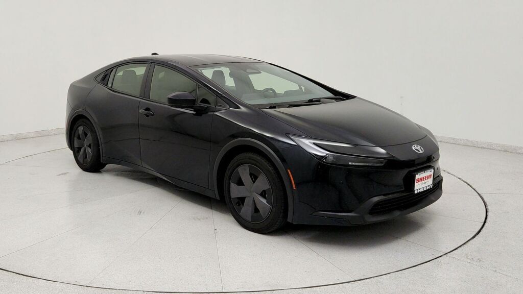 2024 Toyota Prius LE