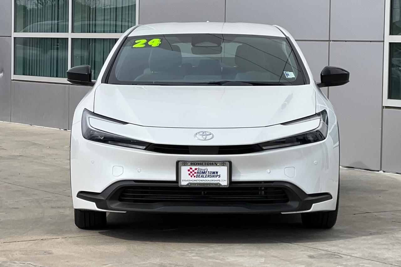 2024 Toyota Prius Limited Ontario OR