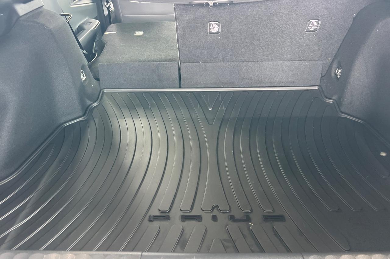 2024 Toyota Prius Limited Ontario OR