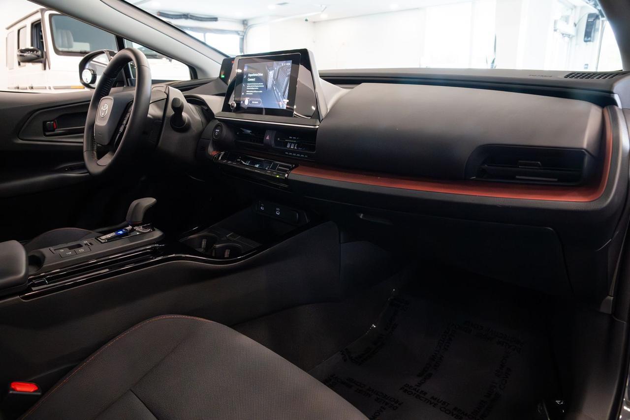 2024 Toyota Prius Prime SE Gladstone OR