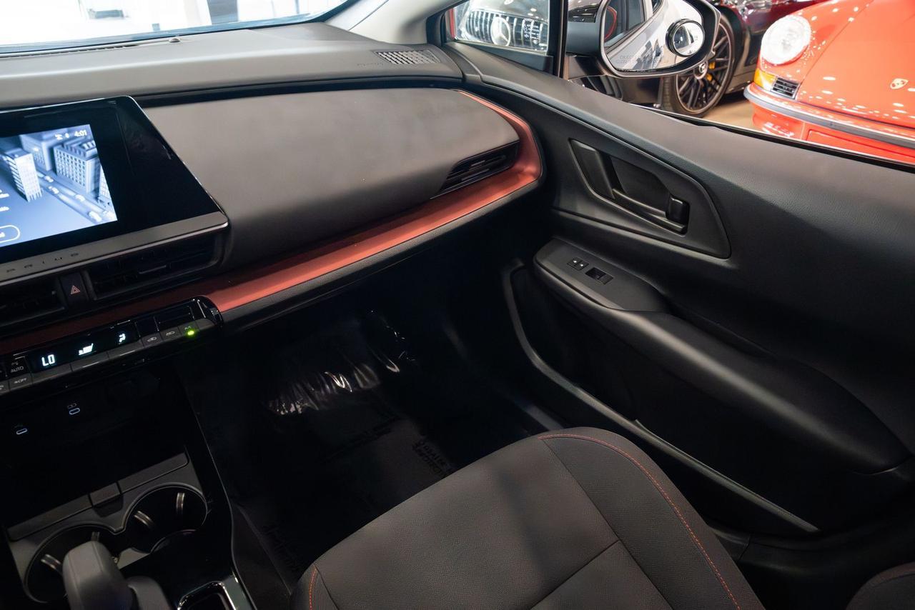 2024 Toyota Prius Prime SE Gladstone OR