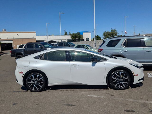 2024 Toyota Prius Prime SE Roseville CA