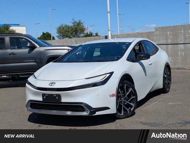 2024 Toyota Prius Prime SE