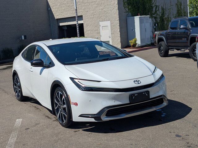 2024 Toyota Prius Prime SE