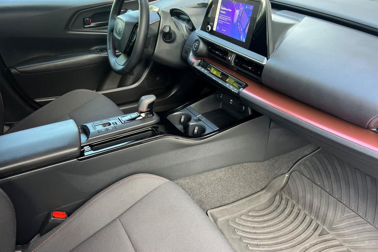 2024 Toyota Prius Prime SE Roseville CA