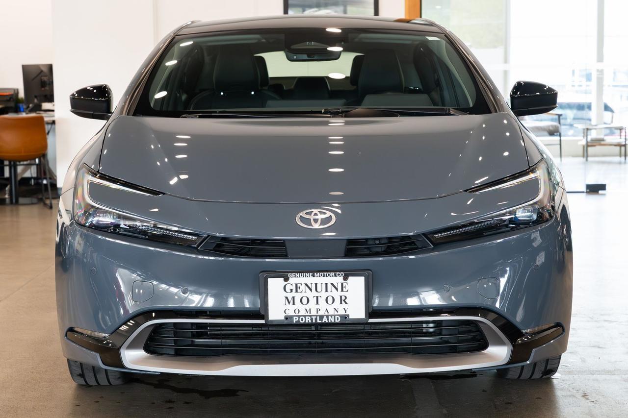 2024 Toyota Prius XLE