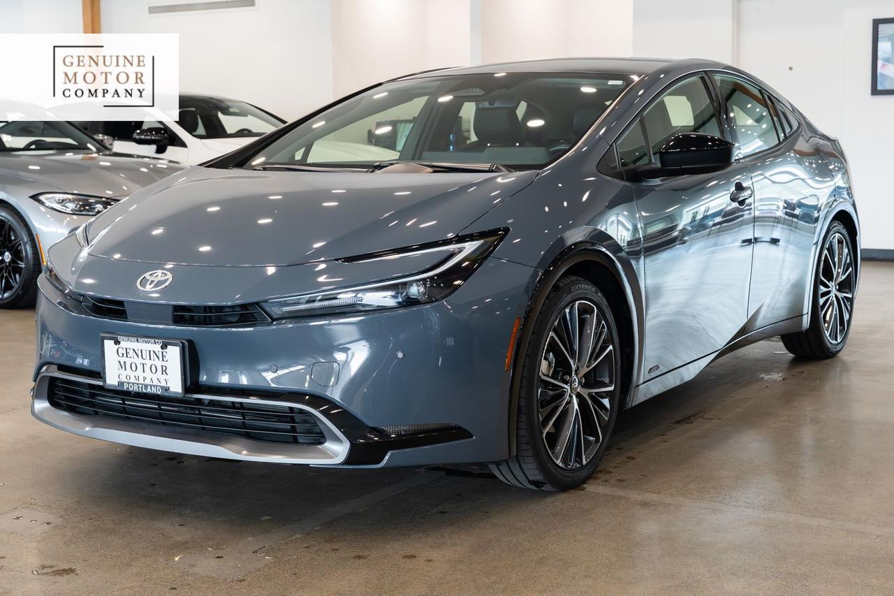 2024 Toyota Prius XLE