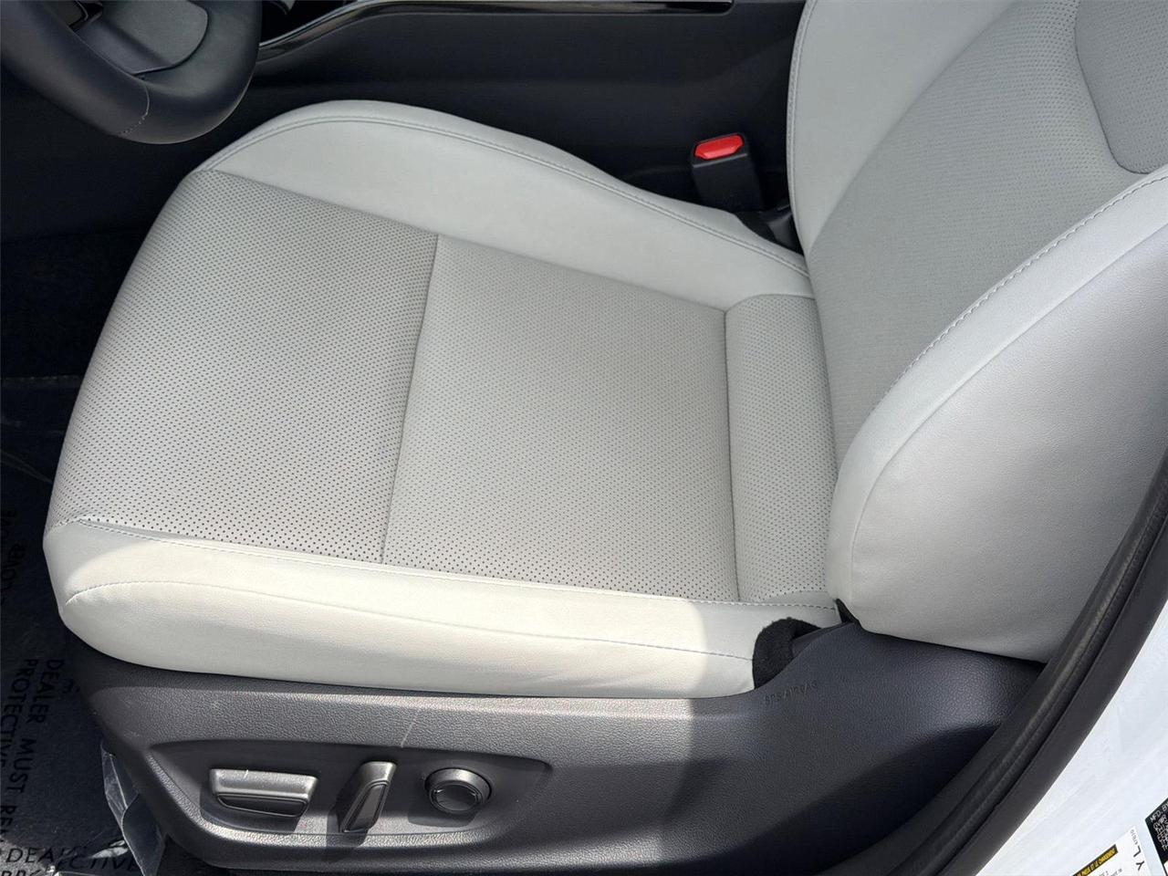 2024 Toyota Prius XLE Hagerstown MD