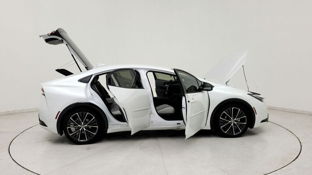 2024 Toyota Prius XLE Laurel MD