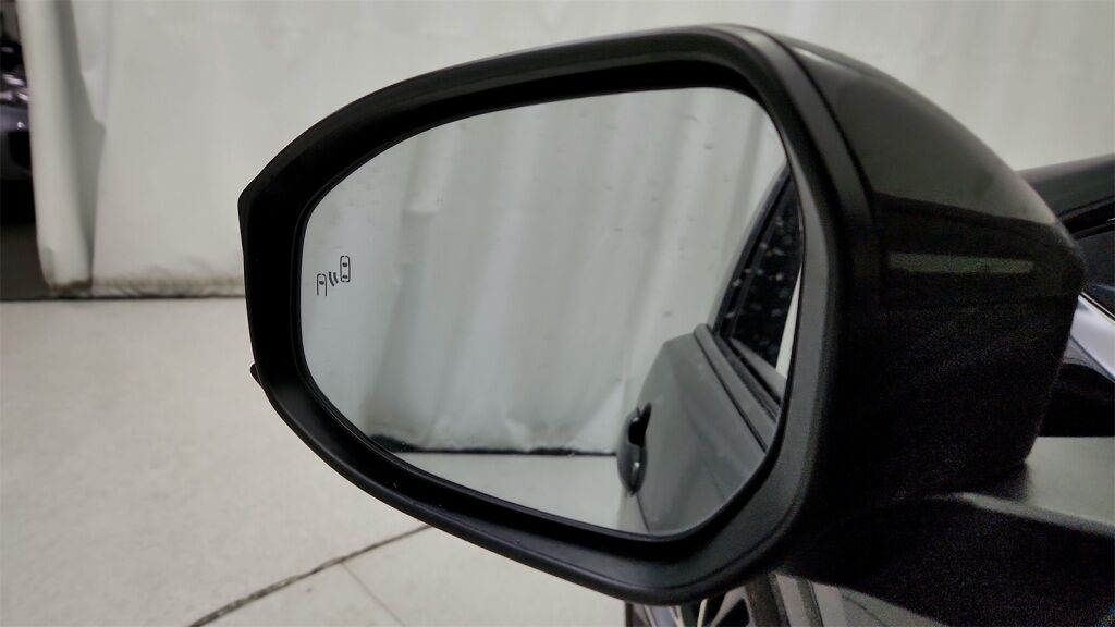 2024 Toyota Prius XLE Laurel MD