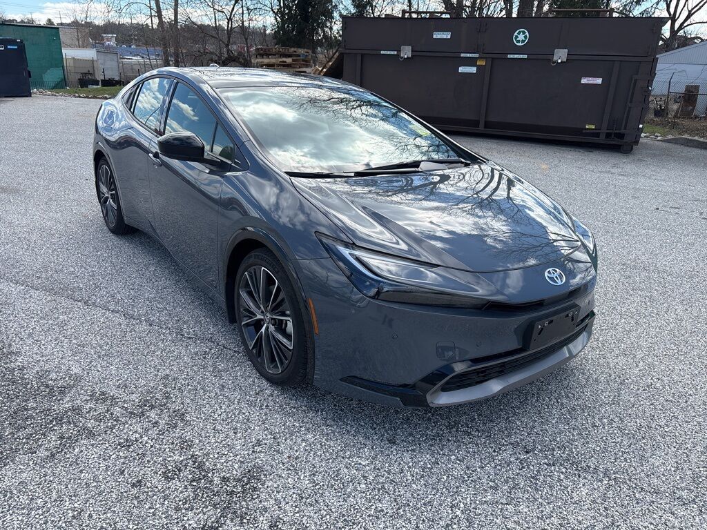 2024 Toyota Prius XLE