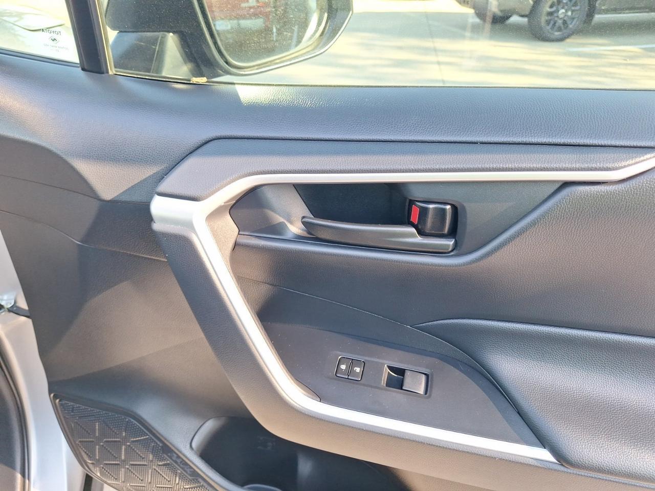 2024 Toyota RAV4 Hybrid LE Hurst TX