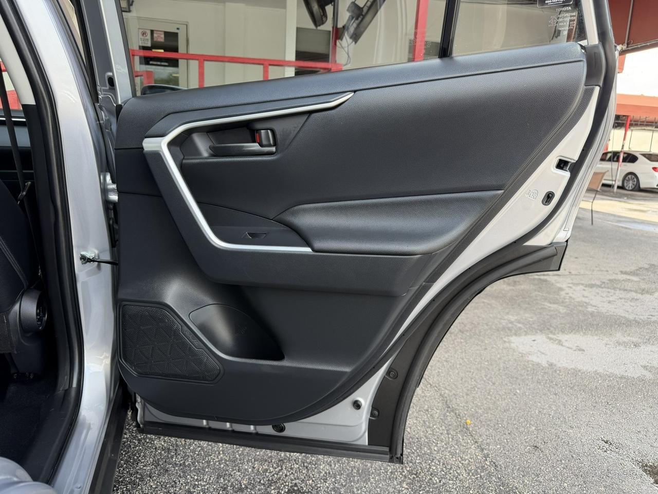 2024 Toyota RAV4 Hybrid LE Hollywood FL