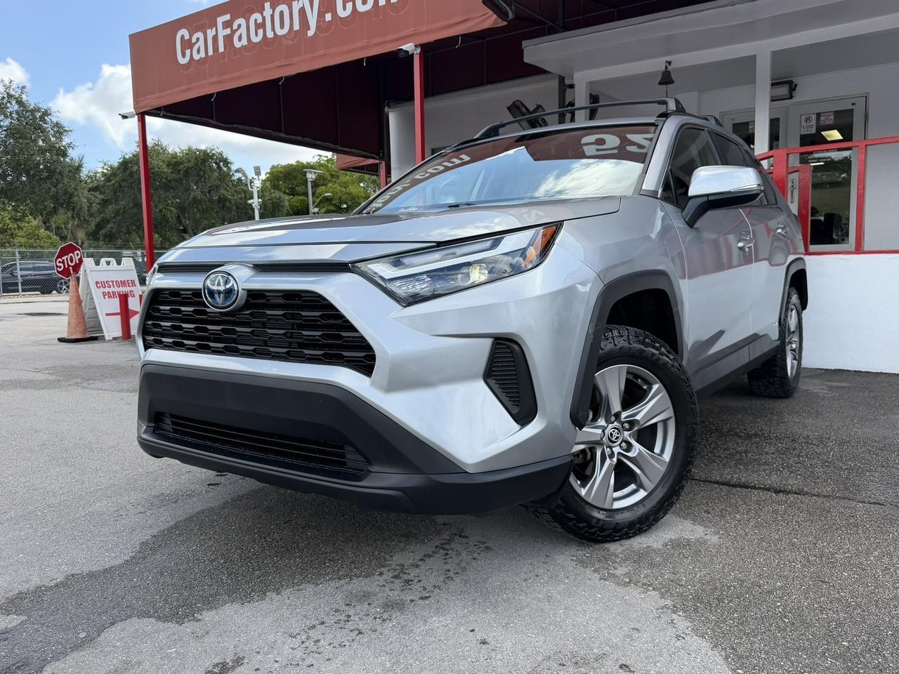 2024 Toyota RAV4 Hybrid LE