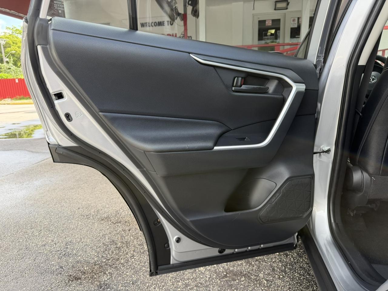 2024 Toyota RAV4 Hybrid LE Miami FL