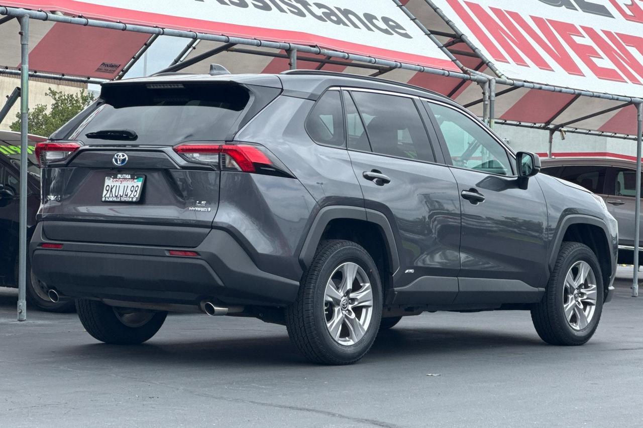2024 Toyota RAV4 Hybrid LE Roseville CA