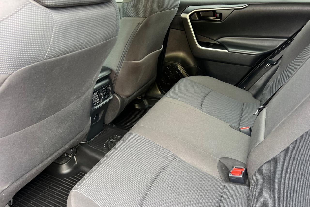 2024 Toyota RAV4 Hybrid LE Roseville CA