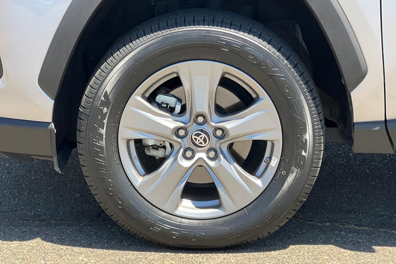 2024 Toyota RAV4 Hybrid LE Roseville CA