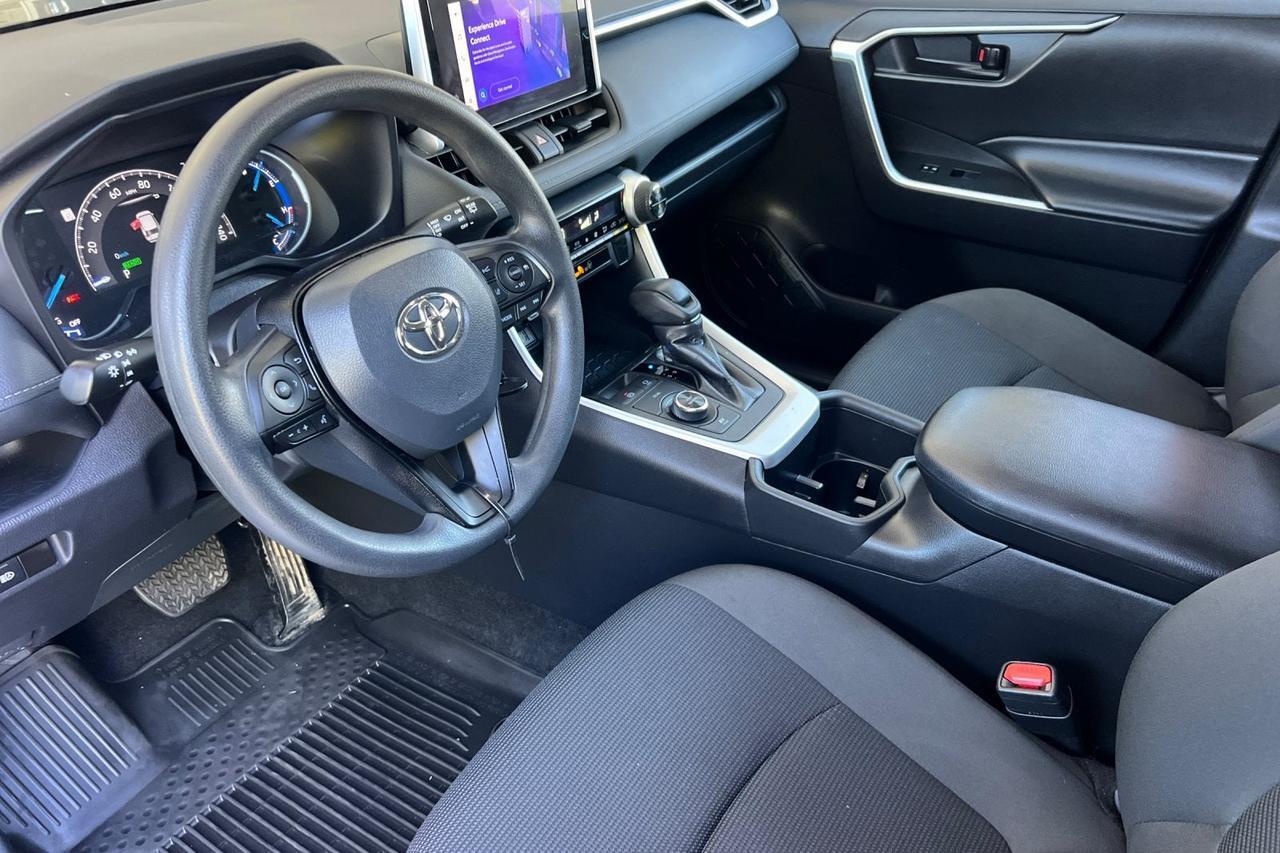 2024 Toyota RAV4 Hybrid LE Roseville CA