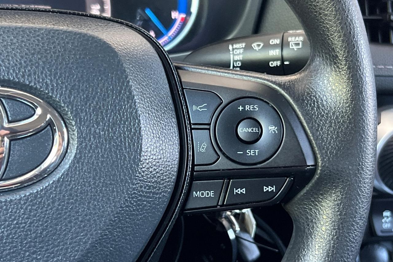 2024 Toyota RAV4 Hybrid LE Roseville CA