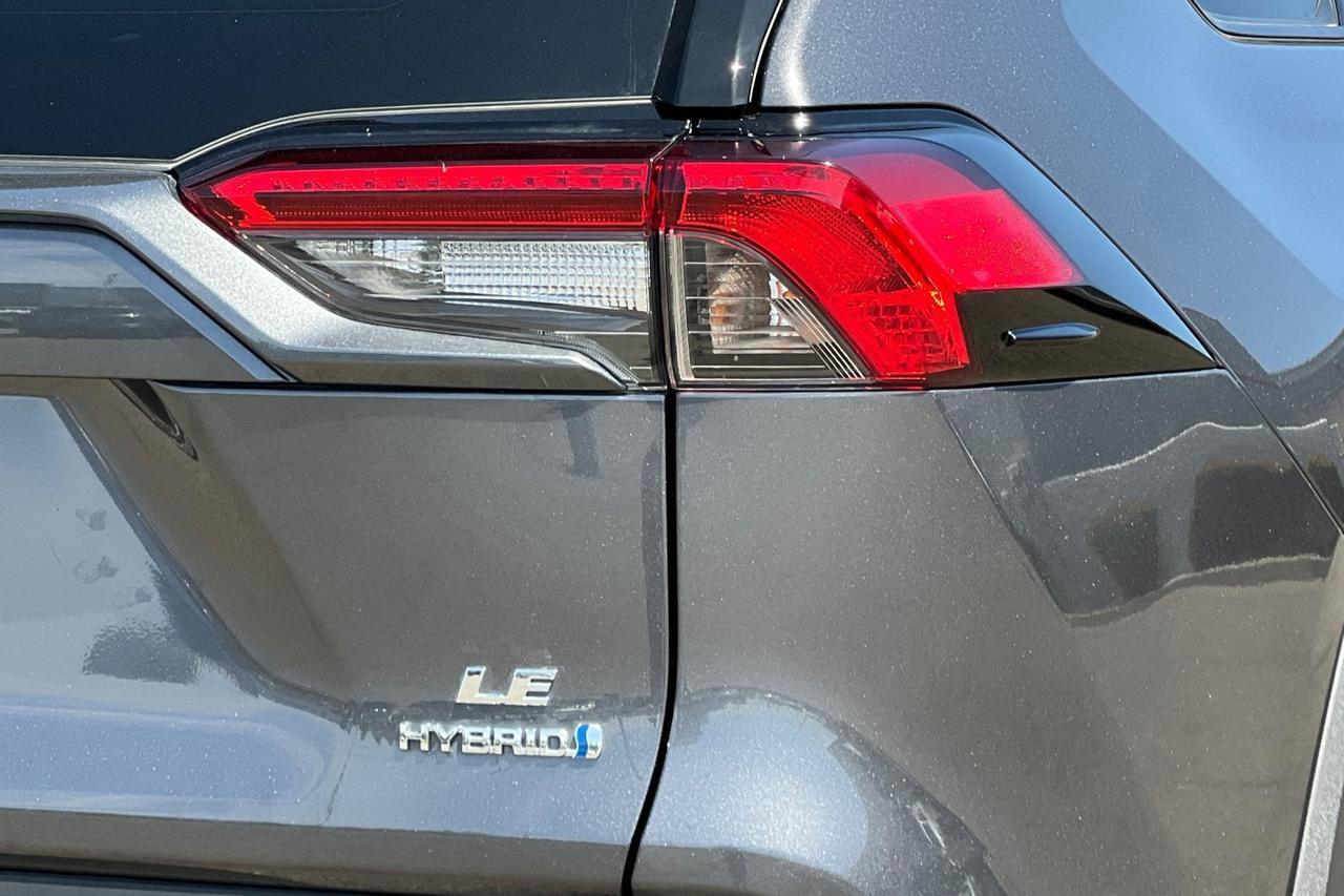 2024 Toyota RAV4 Hybrid LE Roseville CA