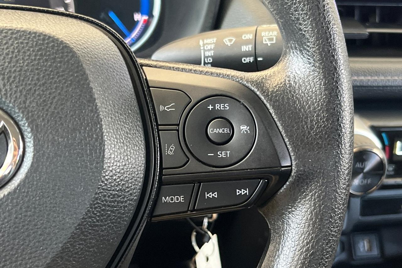 2024 Toyota RAV4 Hybrid LE Roseville CA
