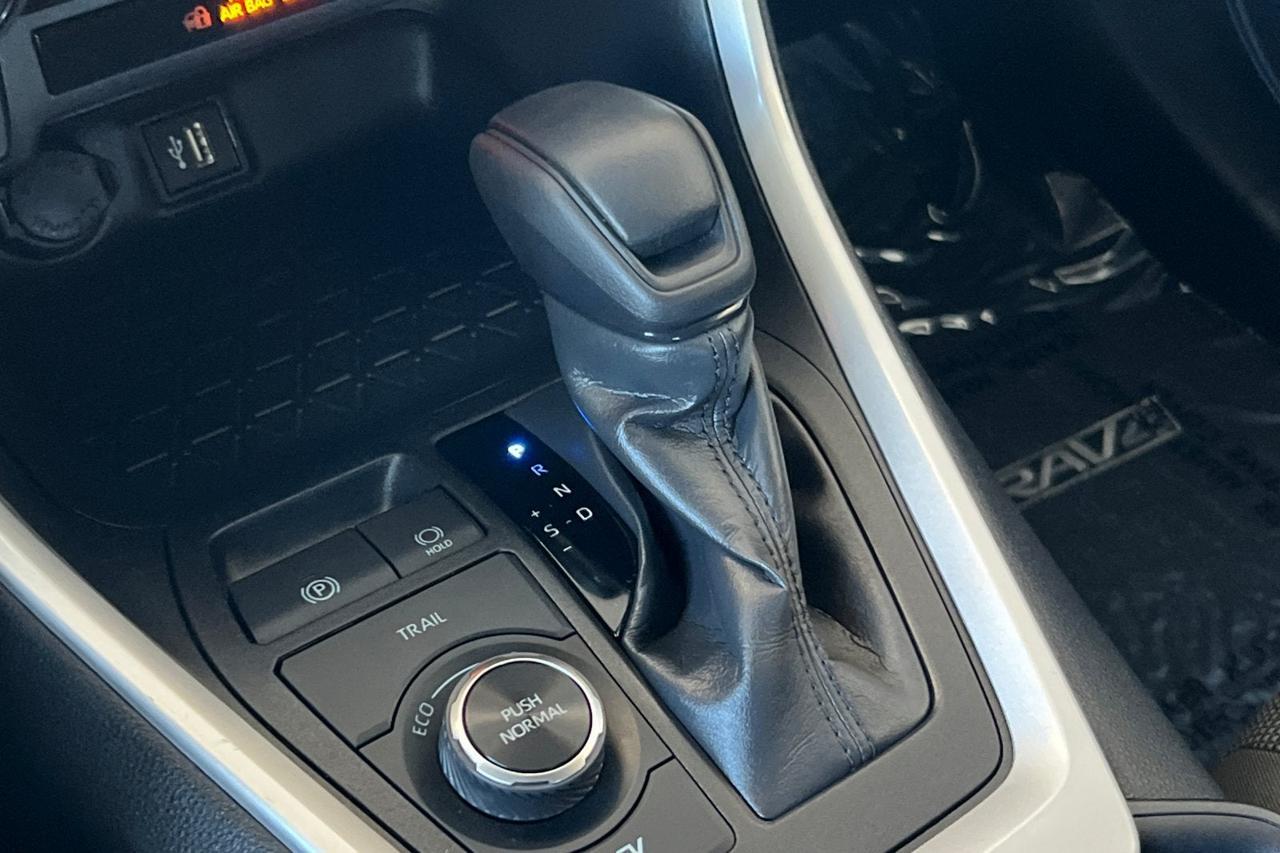 2024 Toyota RAV4 Hybrid LE Roseville CA