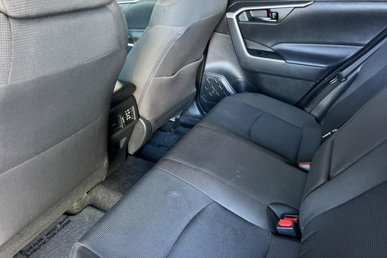 2024 Toyota RAV4 Hybrid LE Roseville CA