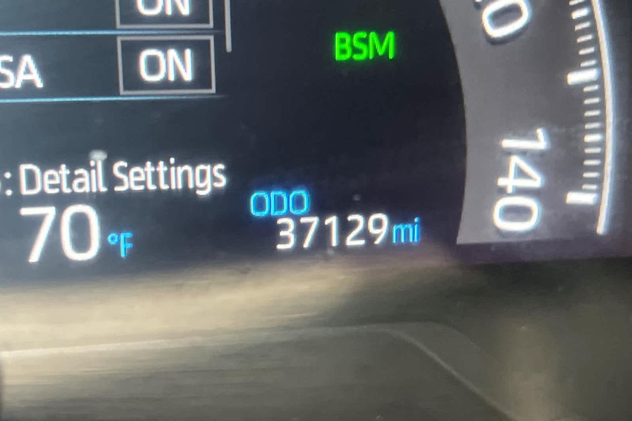 2024 Toyota RAV4 Hybrid LE Roseville CA