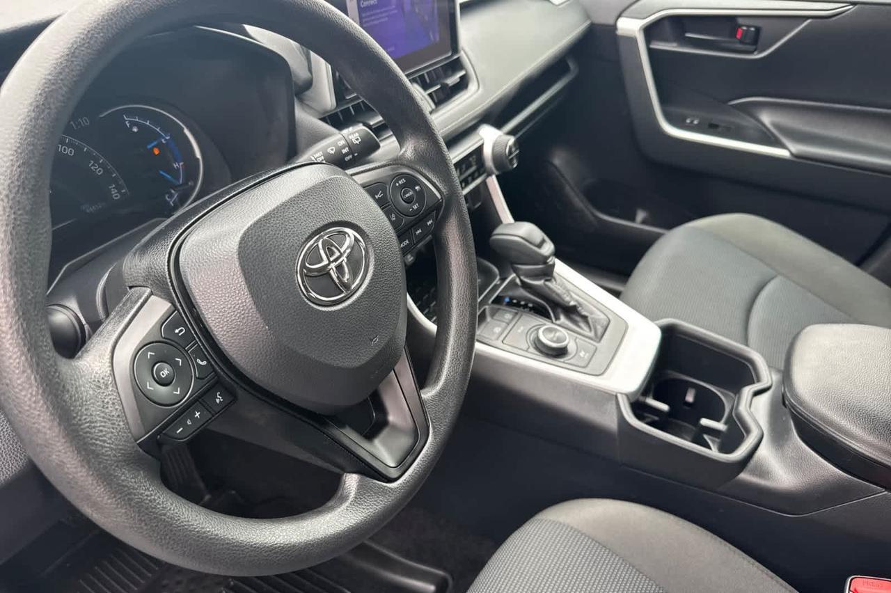 2024 Toyota RAV4 Hybrid LE Roseville CA