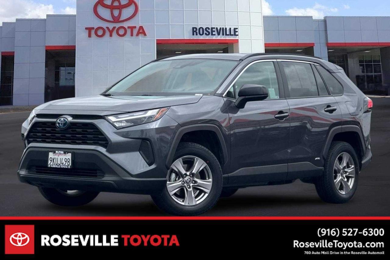2024 Toyota RAV4 Hybrid LE