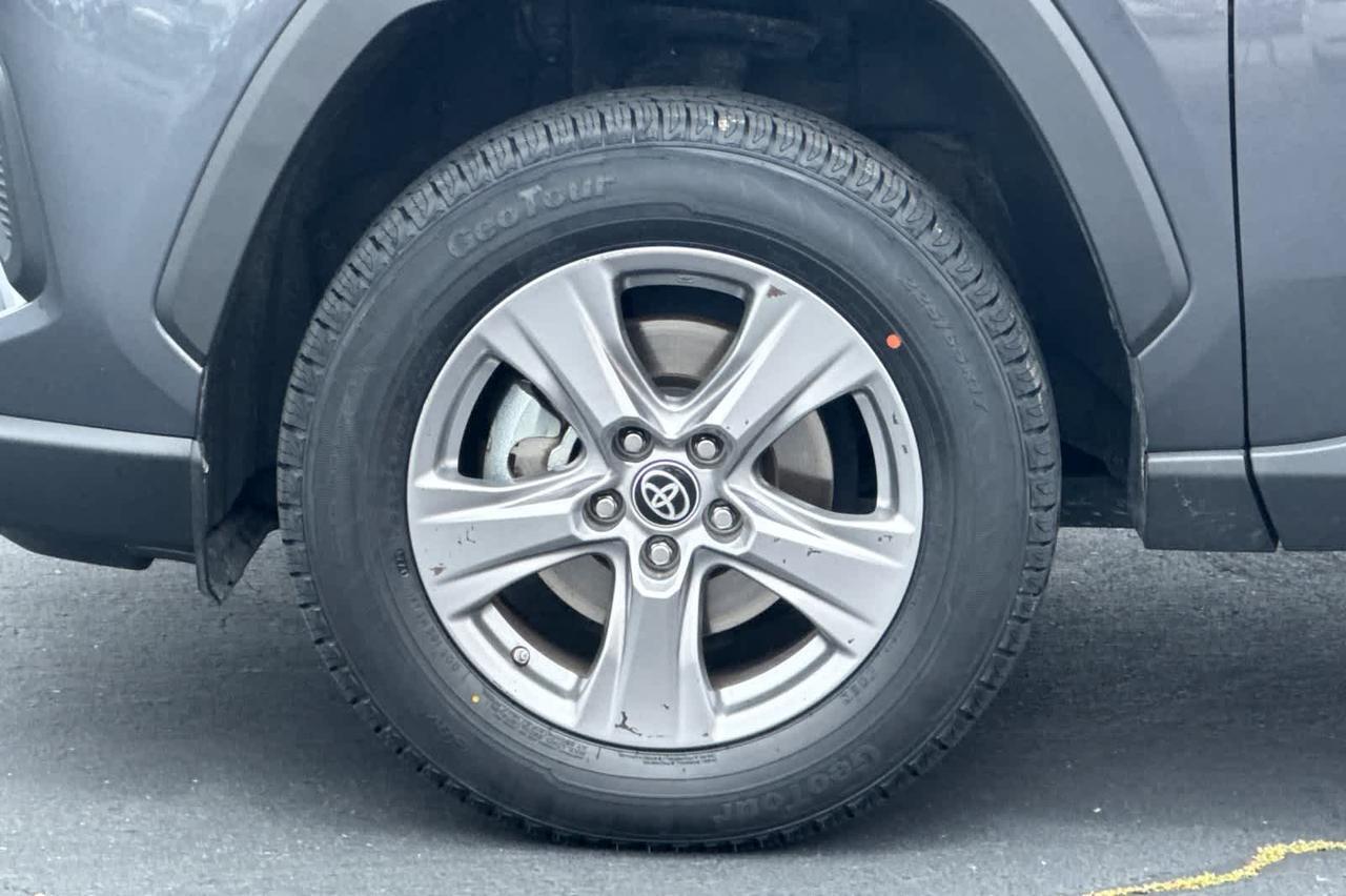 2024 Toyota RAV4 Hybrid LE Roseville CA