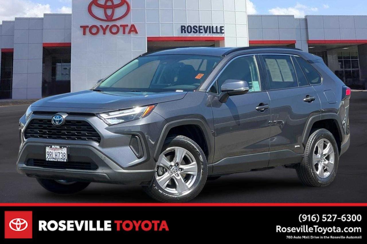 2024 Toyota RAV4 Hybrid LE