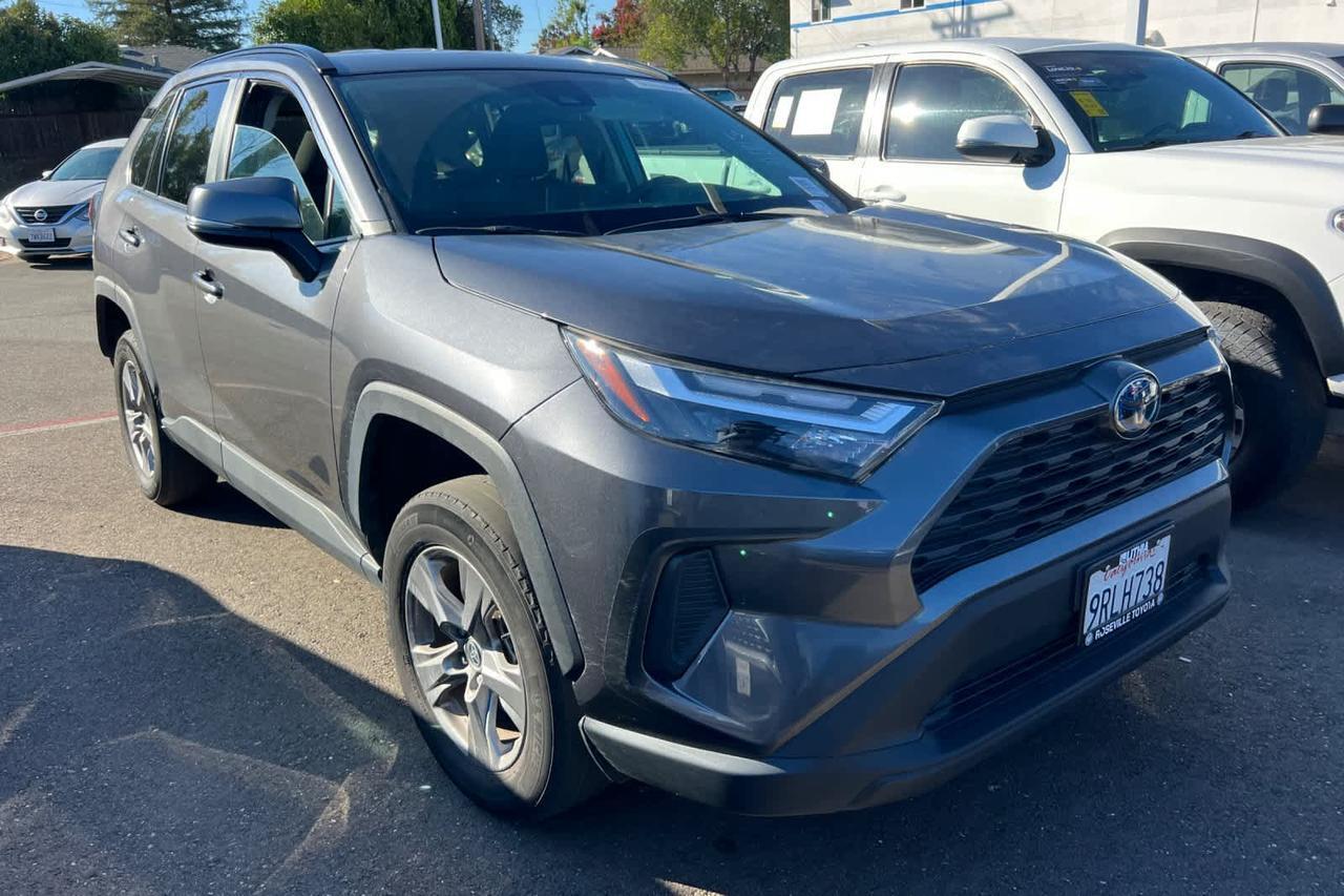 2024 Toyota RAV4 Hybrid LE