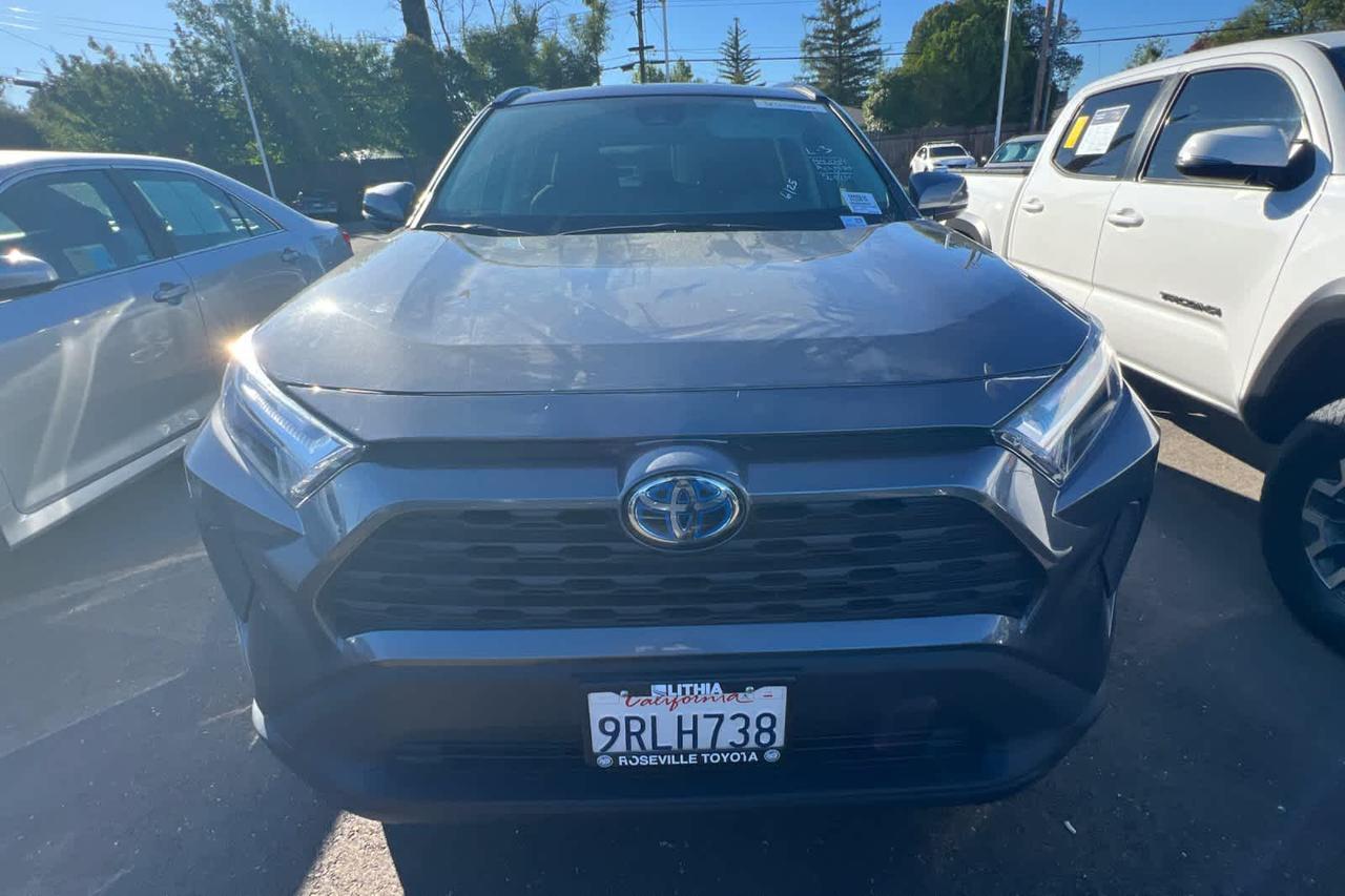 2024 Toyota RAV4 Hybrid LE