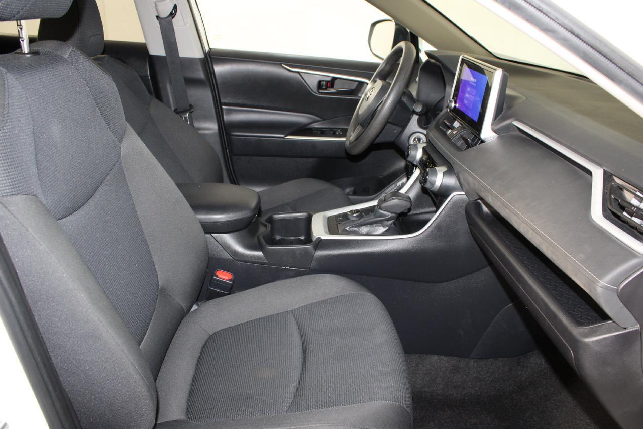 2024 Toyota RAV4 Hybrid LE Manassas VA