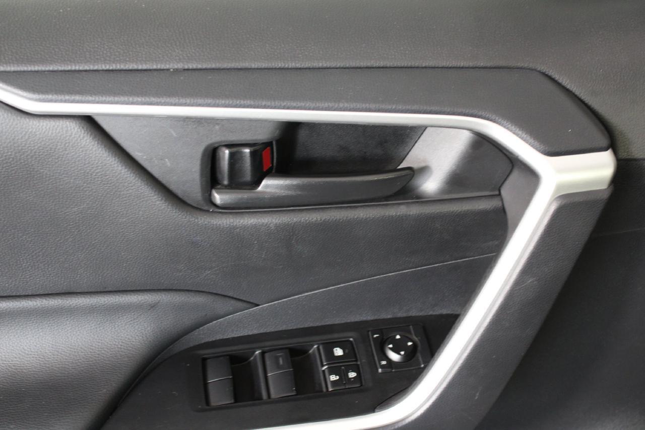 2024 Toyota RAV4 Hybrid LE Manassas VA