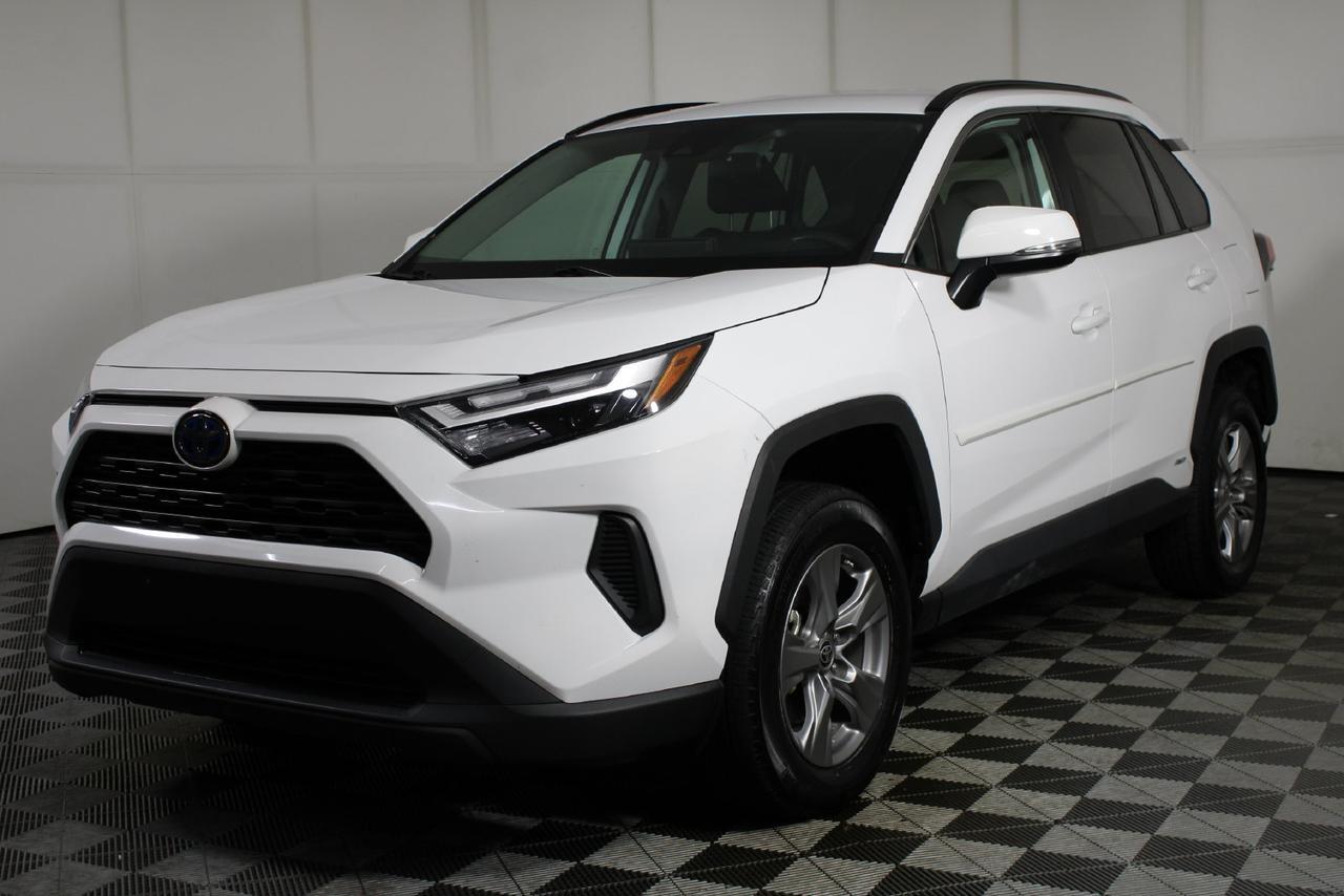 2024 Toyota RAV4 Hybrid LE Manassas VA