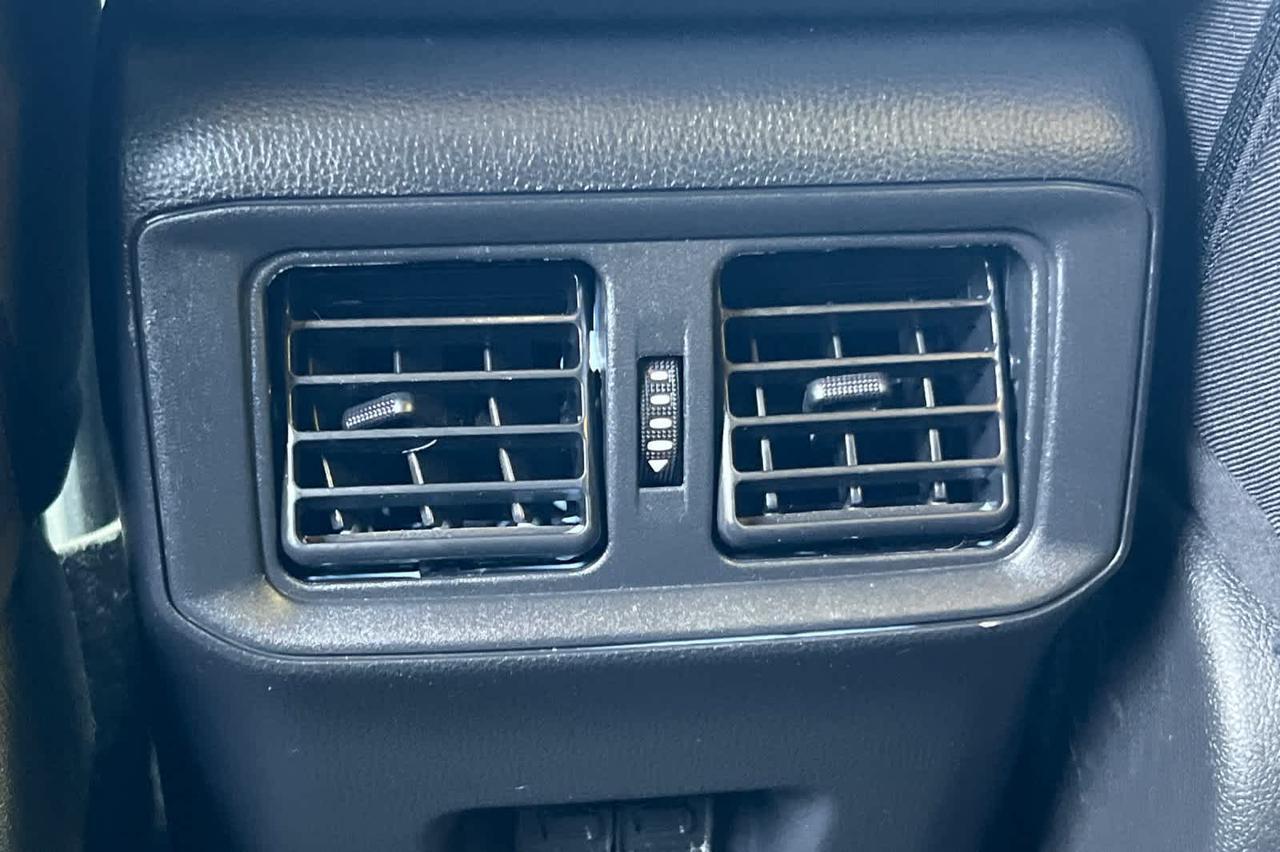 2024 Toyota RAV4 Hybrid SE Roseville CA