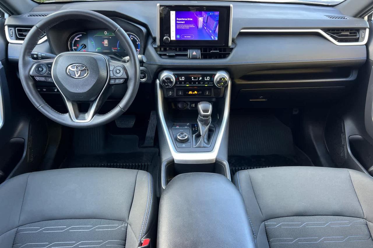 2024 Toyota RAV4 Hybrid SE