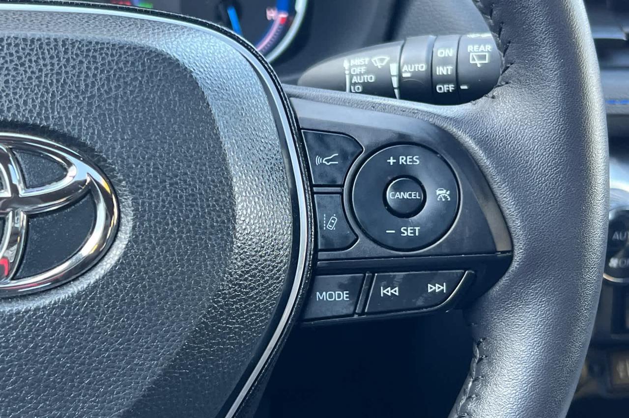 2024 Toyota RAV4 Hybrid SE Roseville CA