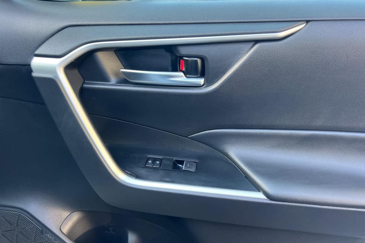 2024 Toyota RAV4 Hybrid SE Roseville CA