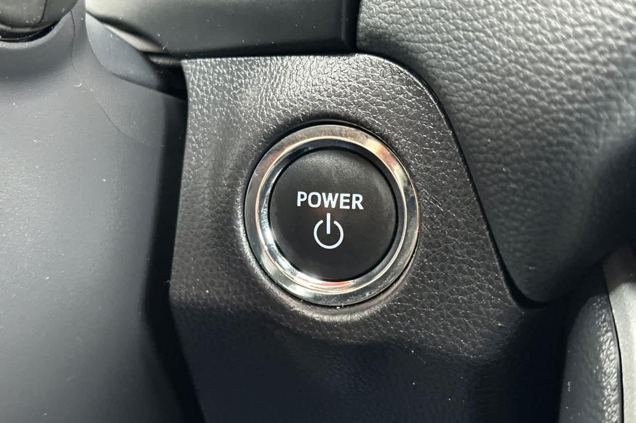 2024 Toyota RAV4 Hybrid SE Roseville CA