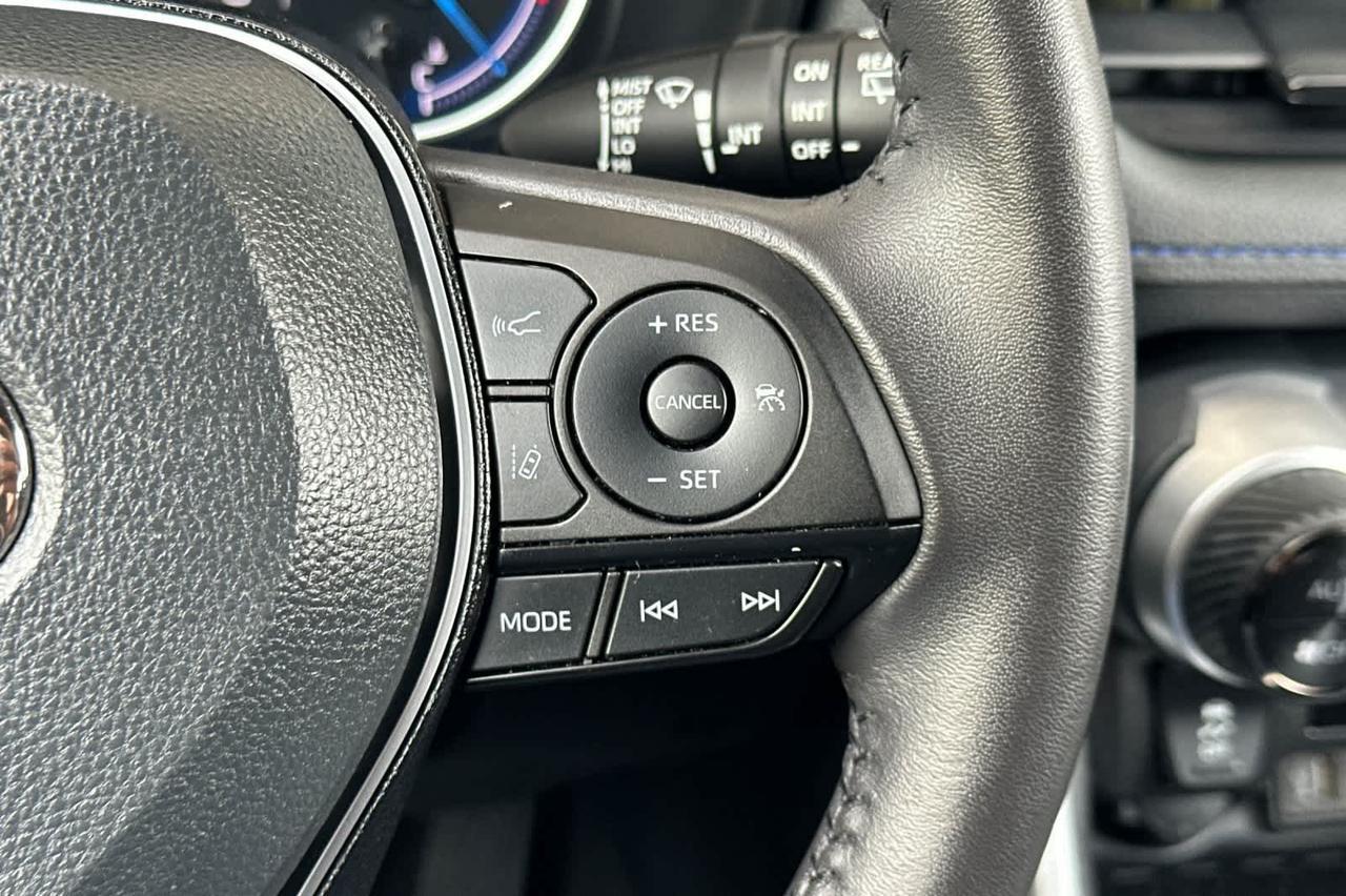 2024 Toyota RAV4 Hybrid SE Roseville CA