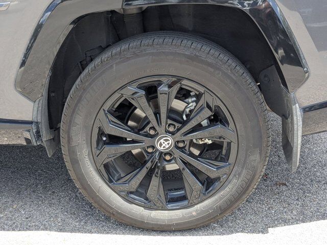 2024 Toyota RAV4 Hybrid SE